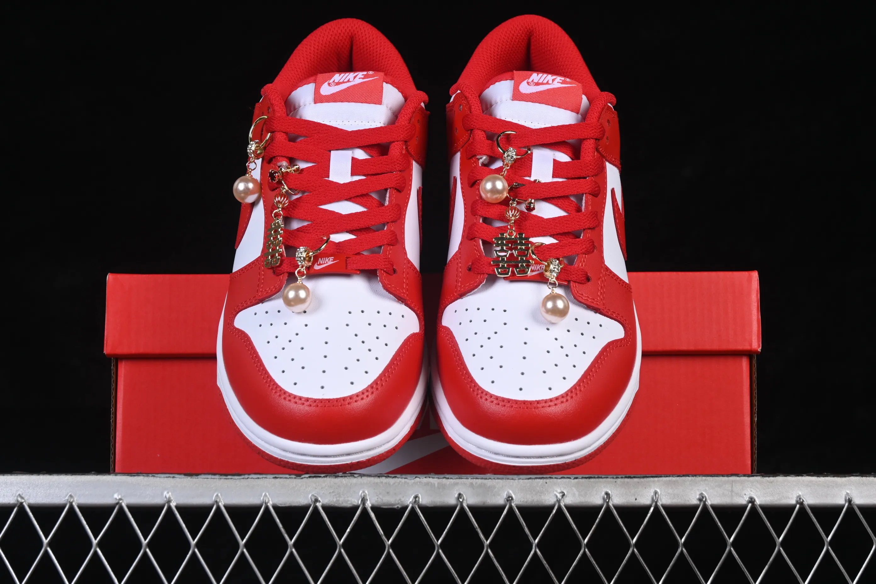 All categories Nk SB Dunk series Nk SB Dunk Low low-top sneakers Nike SB Dunk Low wedding banquet white red low-top casual sneakers DD1873-116